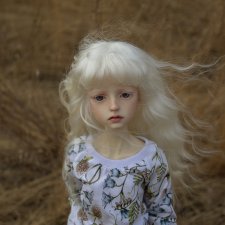 Анна и осенний лес