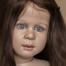 И еще одна девочка от Треффейзен