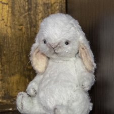 Полочки с куклами