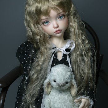 Девочка в горошек