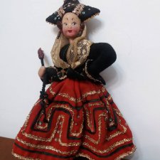 Помогите, пожалуйста, распознать куклу