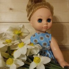 Эля уехала на дачу