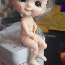Продам чудесную малявочку! Головушка Stodoll на тельце Piccodo. Продам чудесную малявочку! Головушка Stodoll на тельце Piccodo.