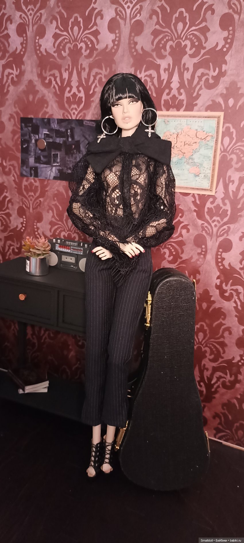 Гостья — Кукольные фотоистории и сериалы: комиксы