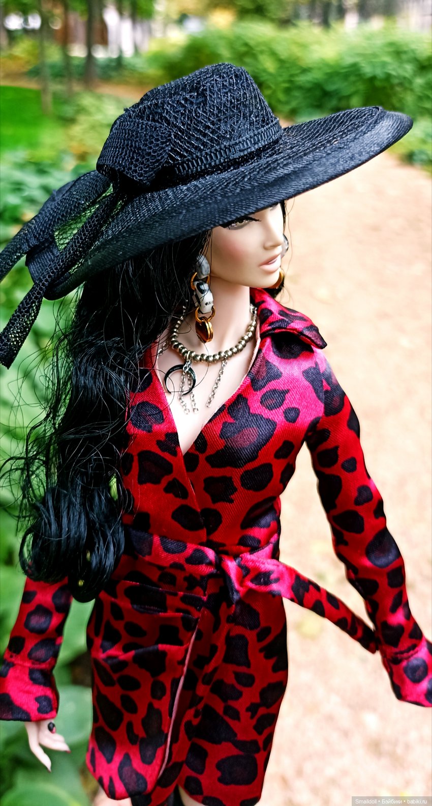 Кошка, которая гуляет сама по себе (фото 2)