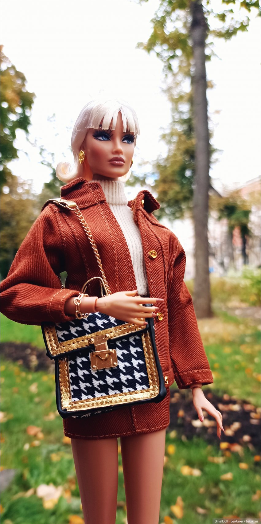 Бэби и костюм цвета корицы (фото 4)