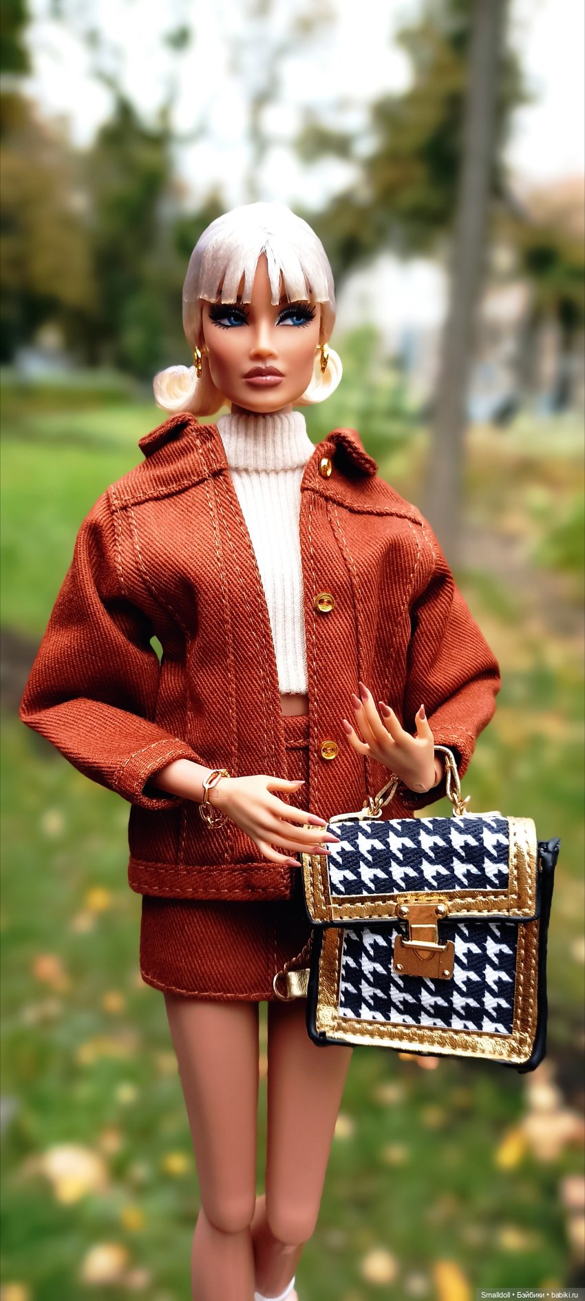 Бэби и костюм цвета корицы (фото 2)