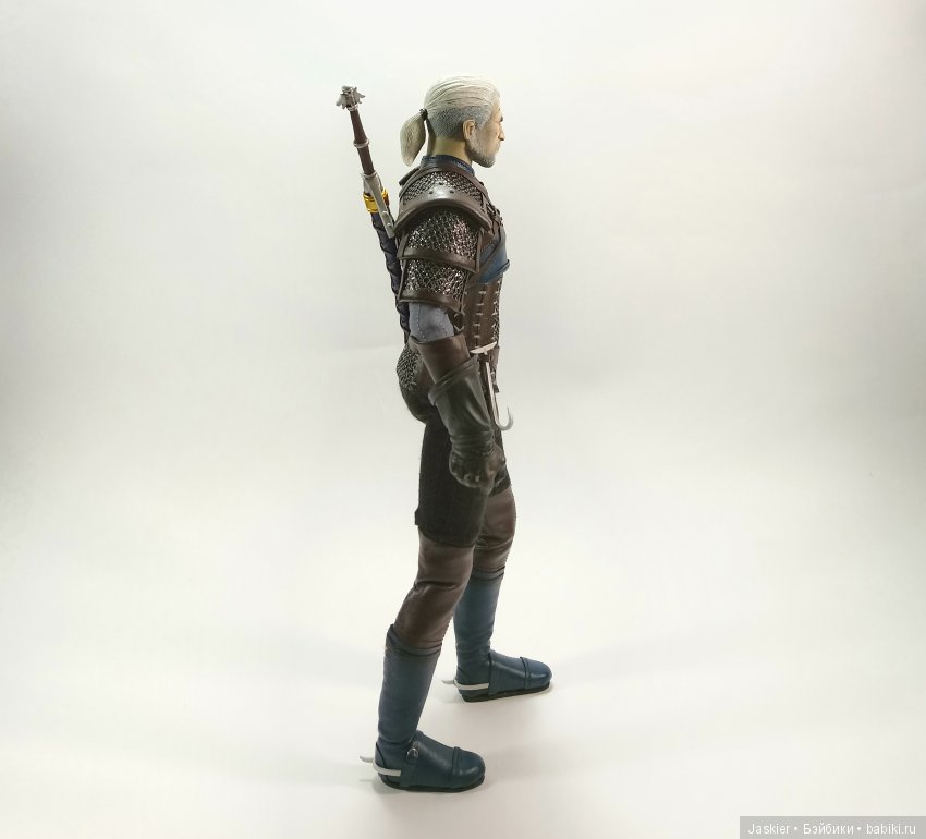 Ведьмак - Геральт из Ривии (фото 6)