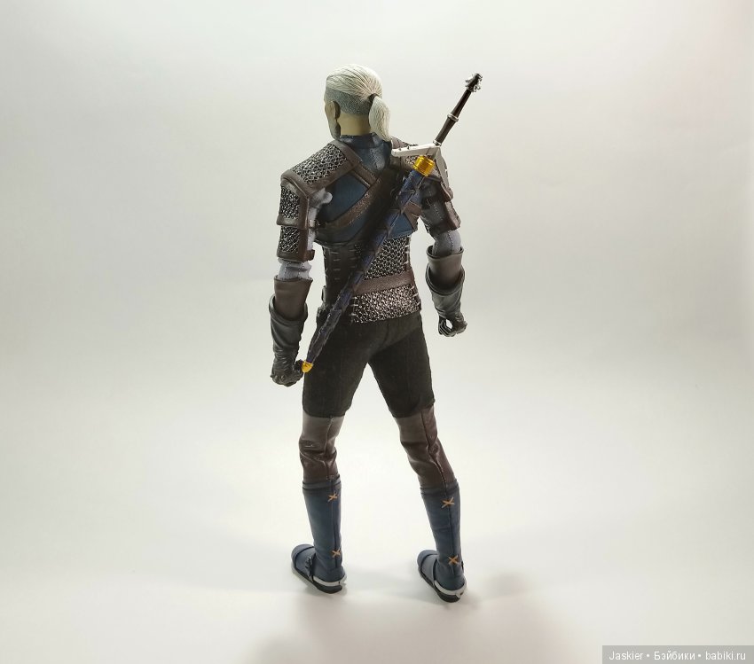 Ведьмак - Геральт из Ривии (фото 4)