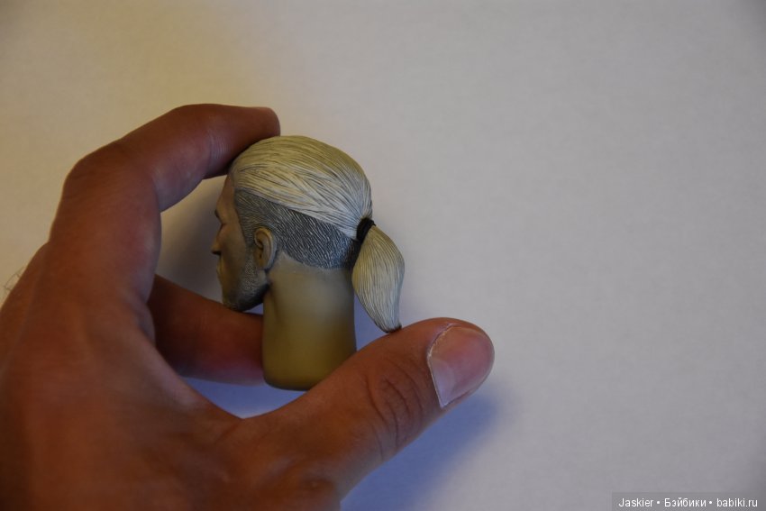 Ведьмак Геральт из Ривии 1/6 (Серия экшен-фигурок) (фото 4)