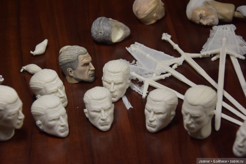 Ведьмак Геральт из Ривии 1/6 (Серия экшен-фигурок)