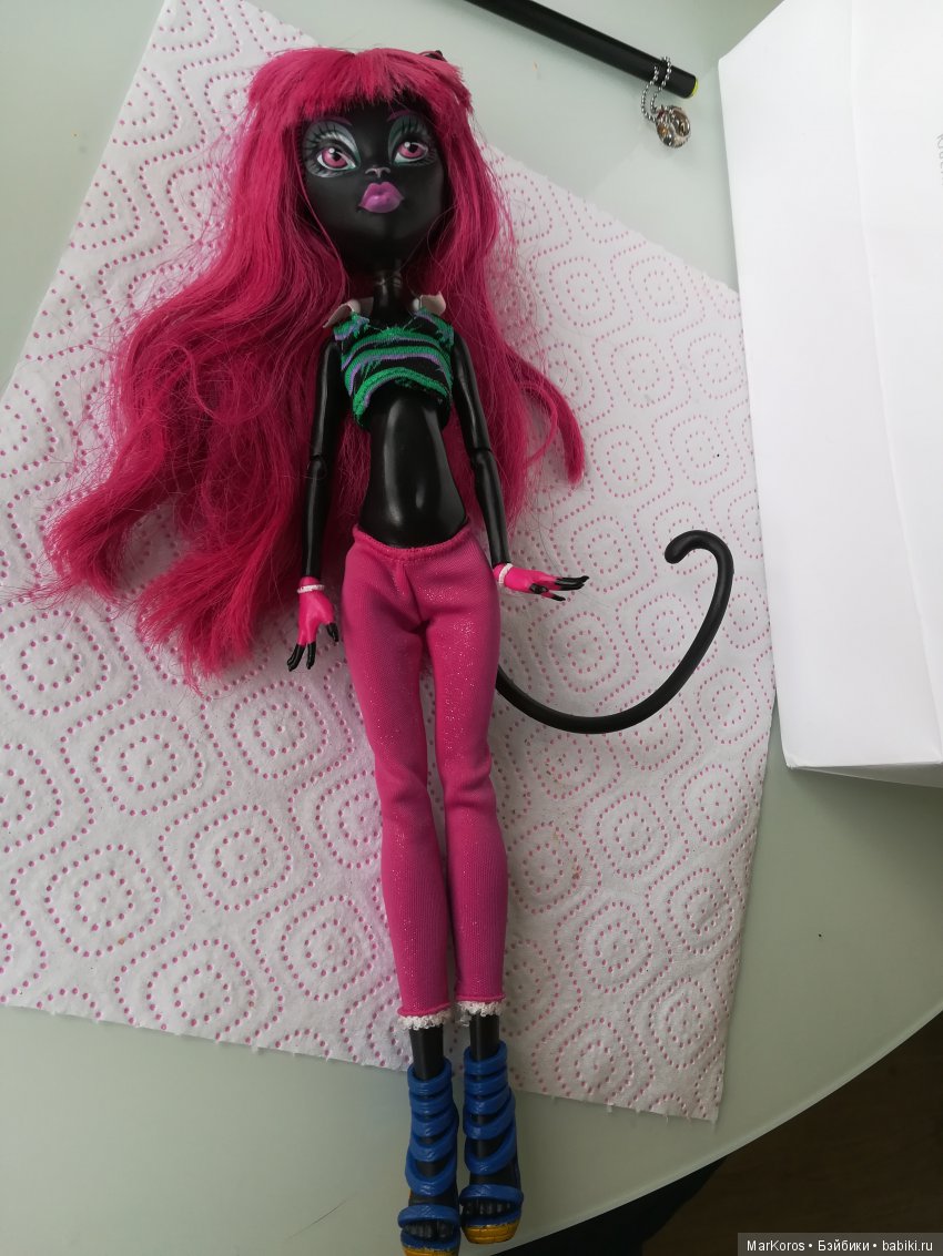 Баст, богиня Нижнего Египта. Монстры в книжном шкафу. Часть 6