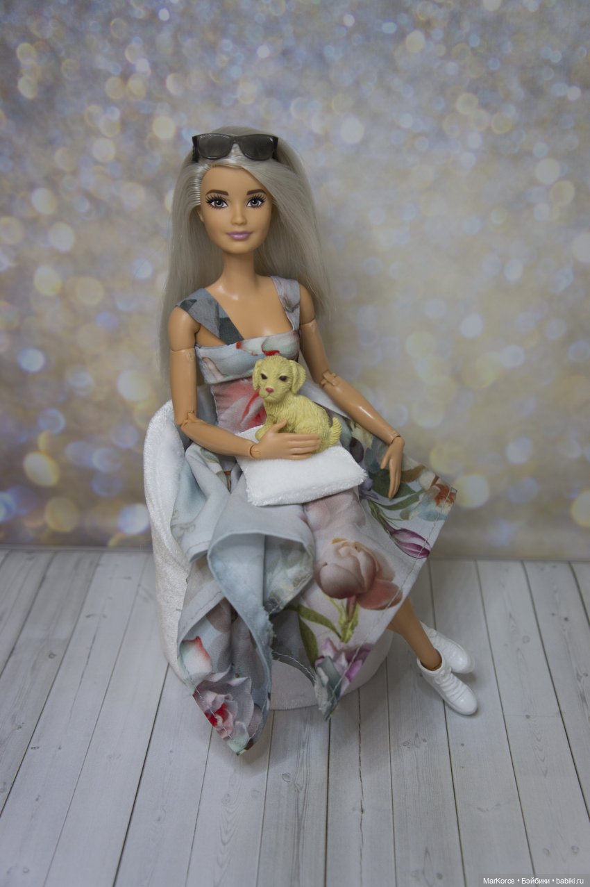 Покажем и расскажем (выкройка на Barbie WWE и МК по круглом креслу)