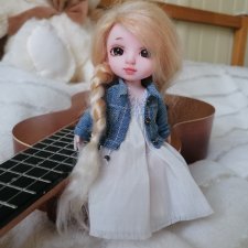 Немного о Лили