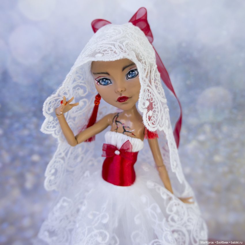 Красно-белая Клео — ООАК Monster High и Ever After High: репейнт (фото 10)