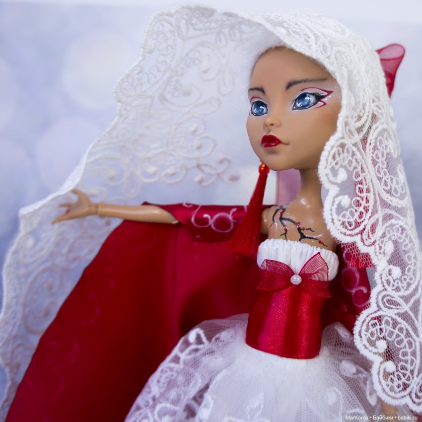 Красно-белая Клео — ООАК Monster High и Ever After High: репейнт (фото 6)