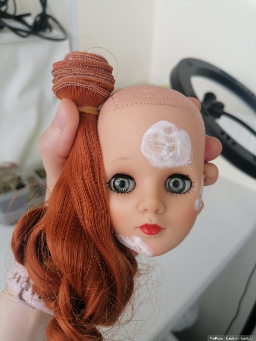 Поломанные жизнью. Старенькая молоденькая EEGEE