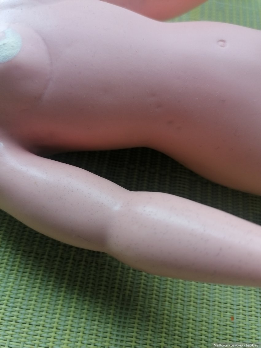 Поломанные жизнью. Старенькая молоденькая EEGEE