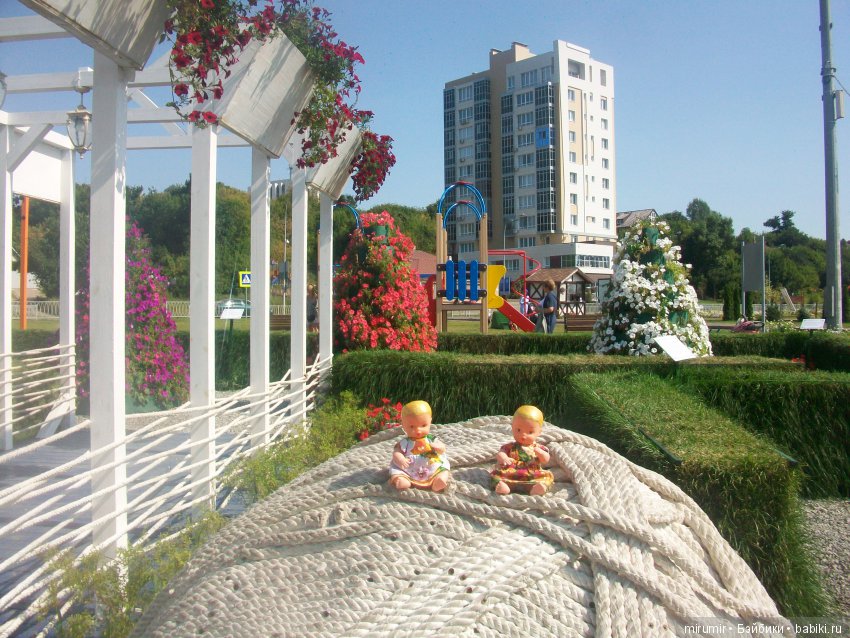 Как мы с кукляшками летом посещали цветочный фестиваль