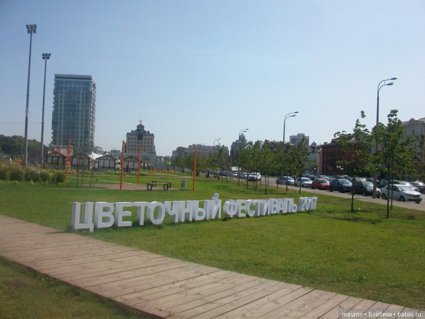 Как мы с кукляшками летом посещали цветочный фестиваль