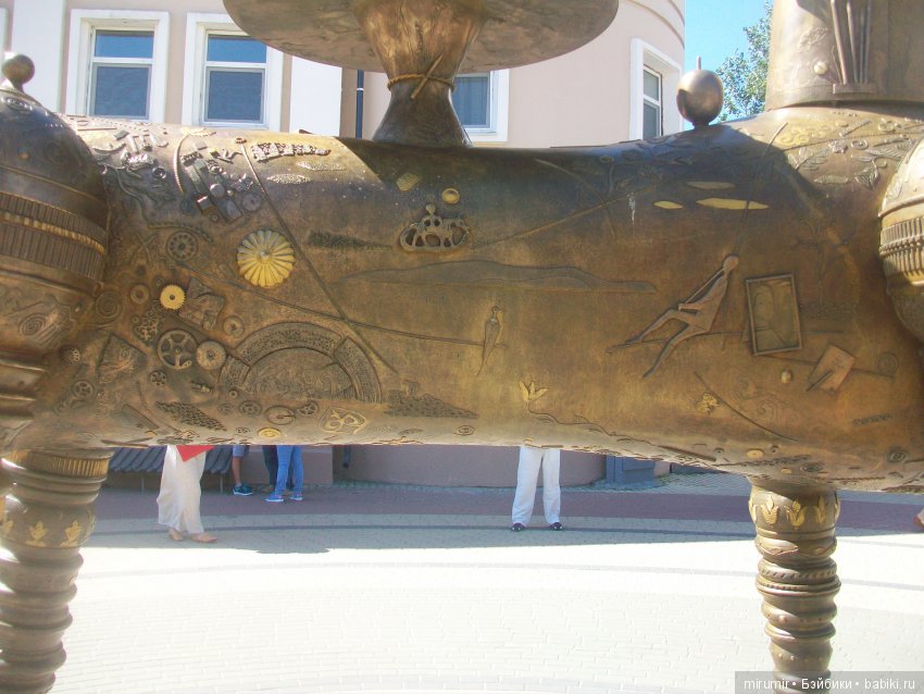 В Казани появился новый памятник (фото 10)