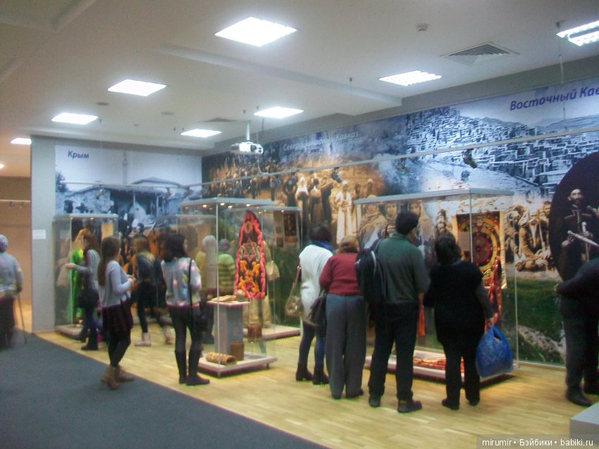 Выставки, которые мы с кукляшками посетили в январе. Часть 2