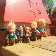 В мае мы с кукленышами ездили в парк Калейдоскоп