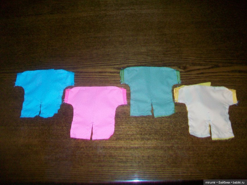 Как я шила пупсикам комбинезоны