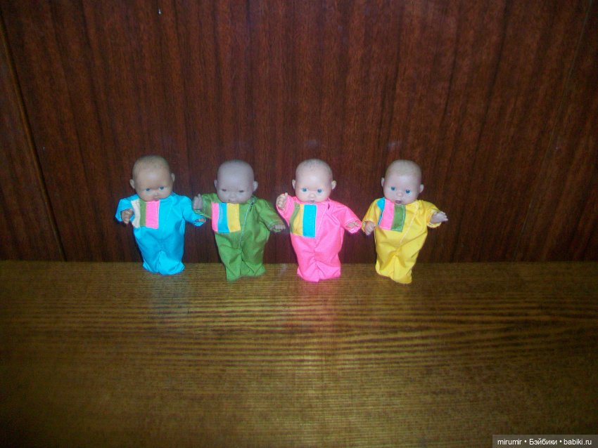 Как я шила пупсикам комбинезоны