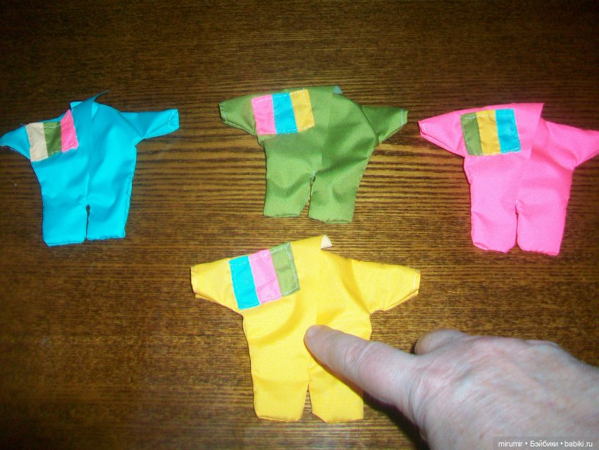 Как я шила пупсикам комбинезоны