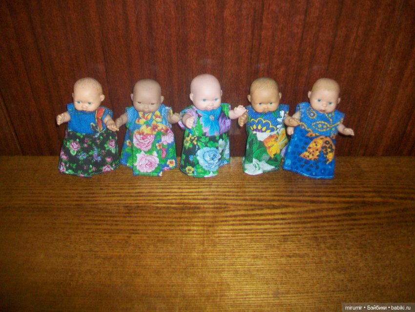 Как я шила пупсикам комбинезоны