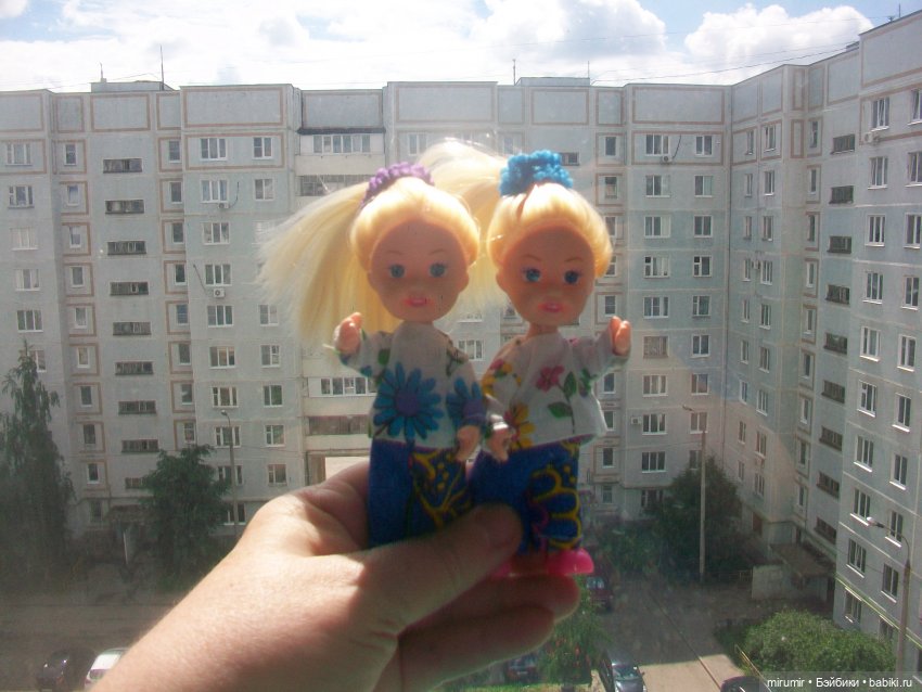 "Скоро осень... За окнами август..."