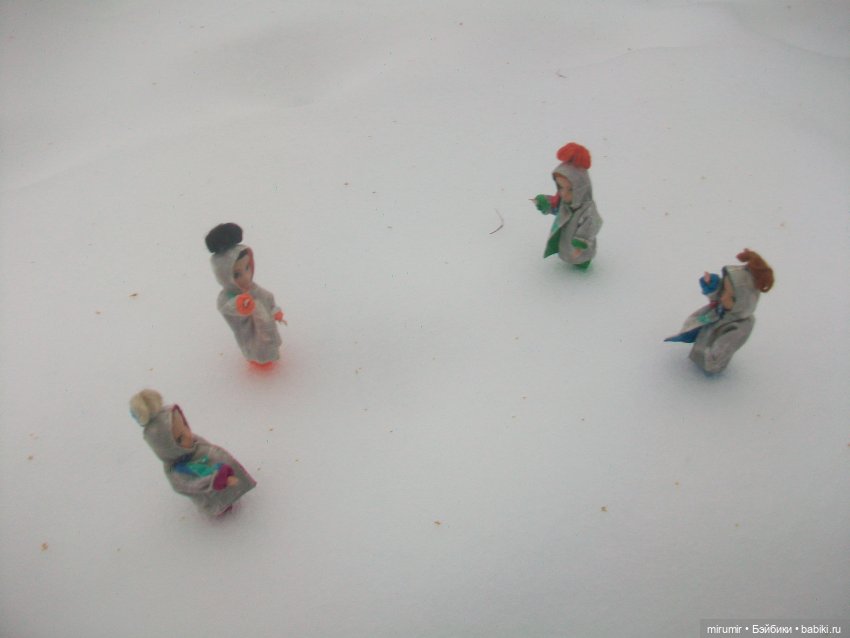 Декабрьские прогулки - 1 — Игровые куклы разных производителей (Разное): редкие бренды