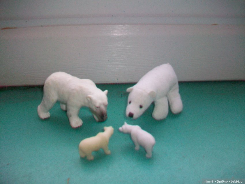 Три сестры и сбоку бантик