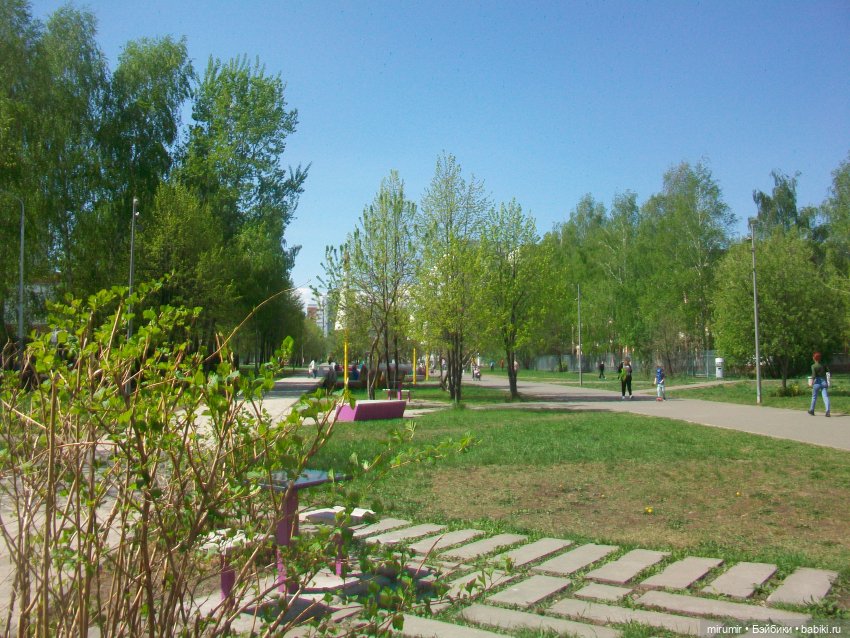 Апрельская прогулка по бульвару "Домашний" (фото 6)