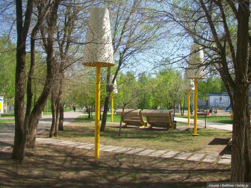 Апрельская прогулка по бульвару "Домашний"