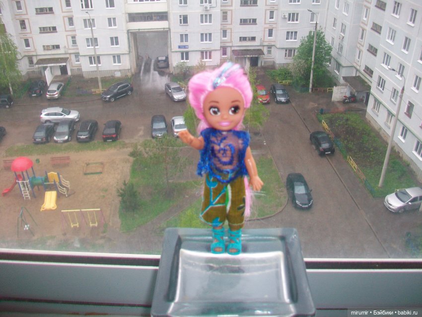 К нам приехал, к нам приехал