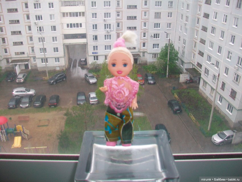 К нам приехал, к нам приехал