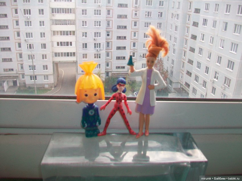 Про мою "соседскую" кукольную семью