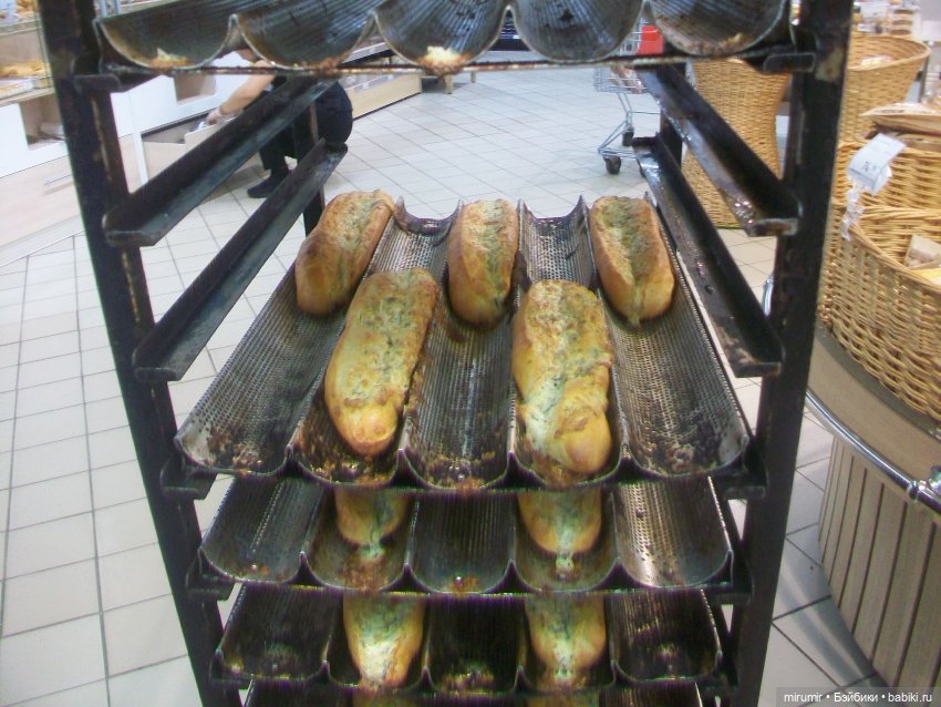 Гуляем в обновках по нашей улице и рядом с ней