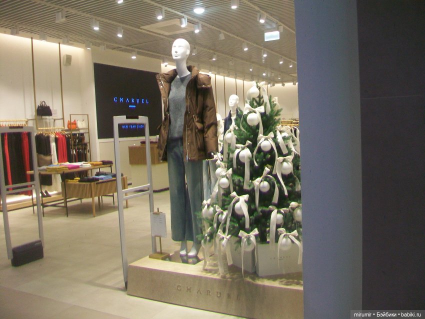 Как мы ходили в ТЦ МЕГА — Игровые куклы разных производителей (Разное): редкие бренды