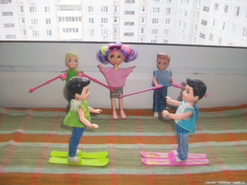 Праздничный сюрприз — Игровые куклы разных производителей (Разное): редкие бренды