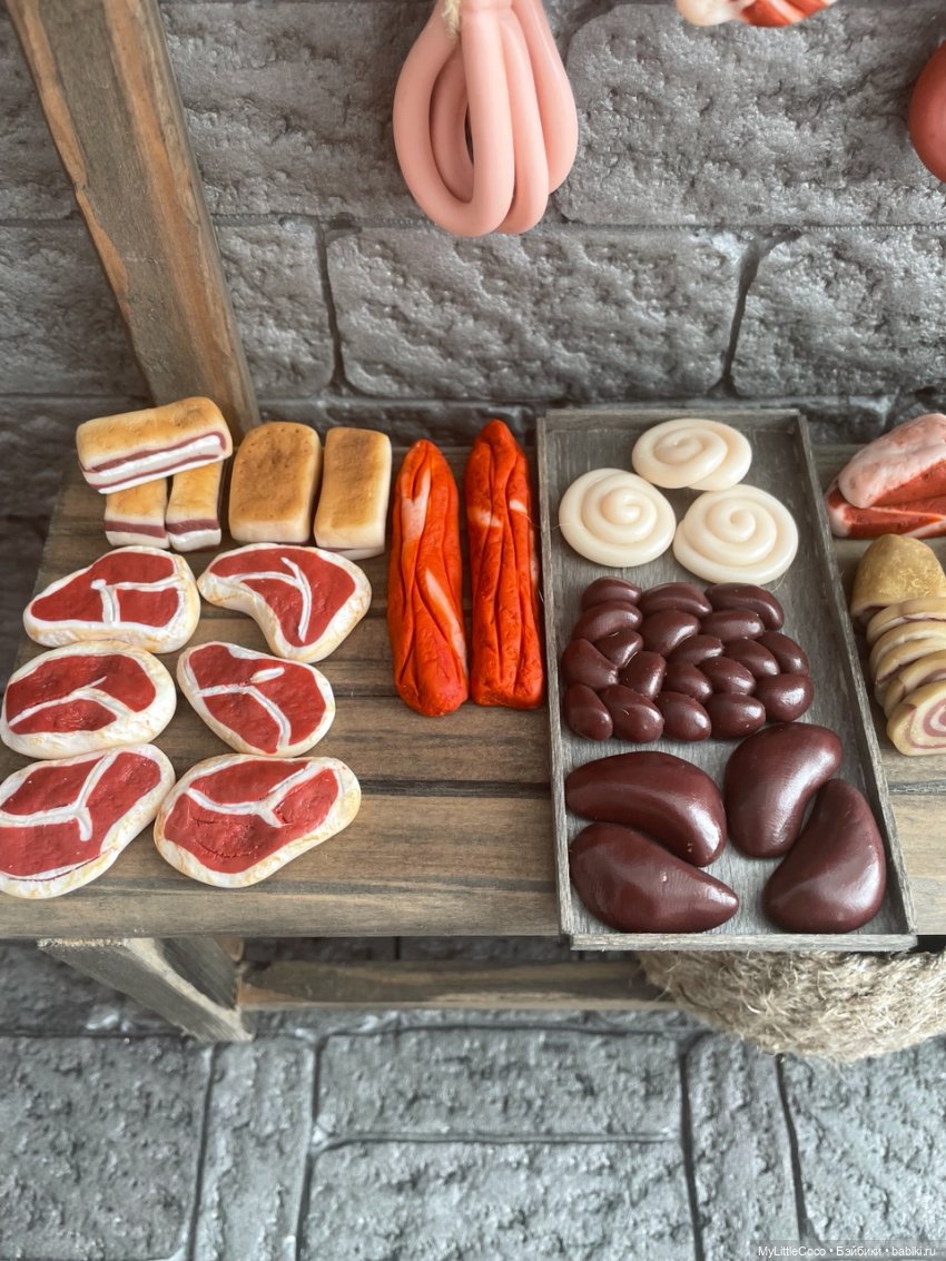 Городской Рынок. Часть 3. Прилавок с мясом (фото 2)