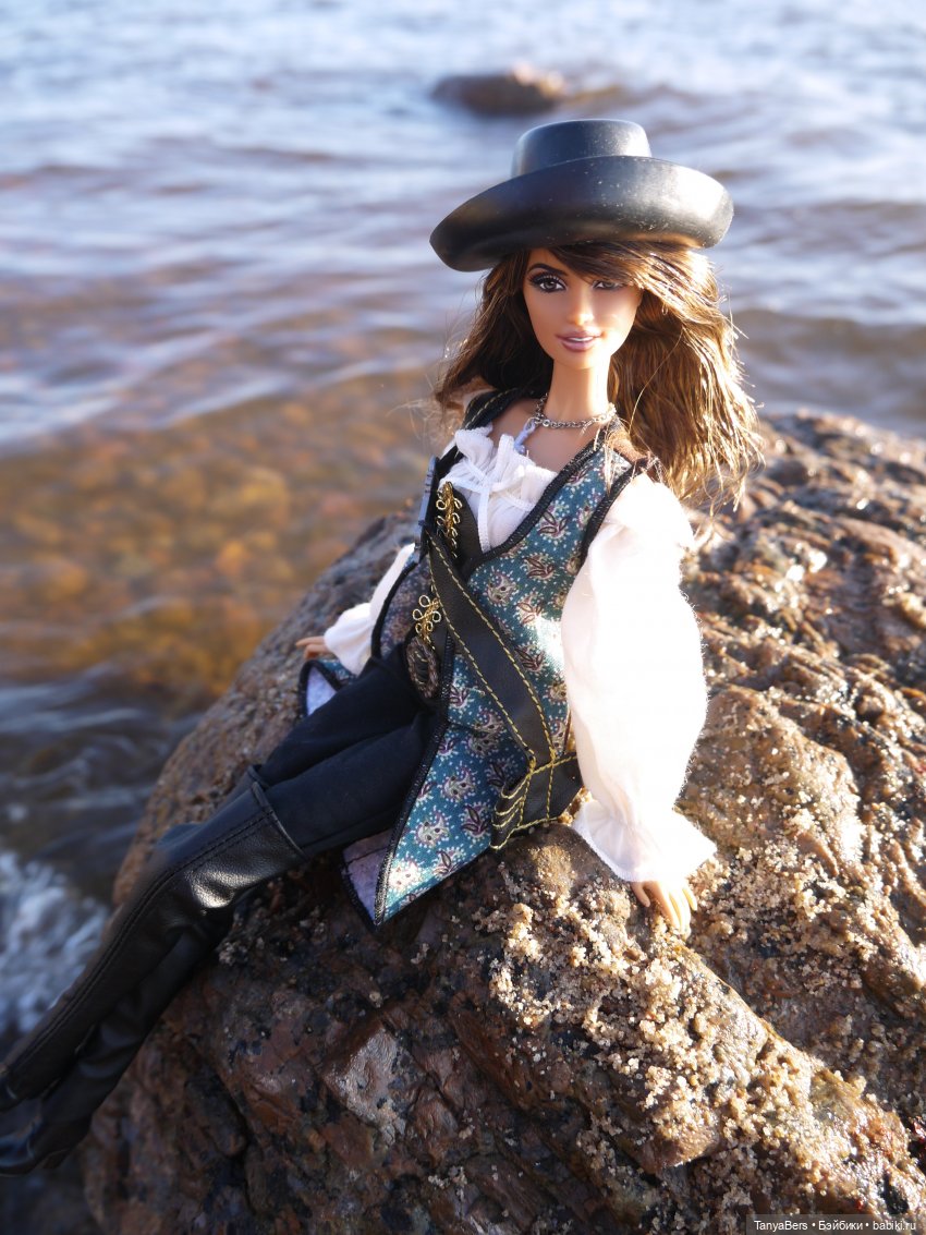 Погуляем по берегу "моря" - онлайн