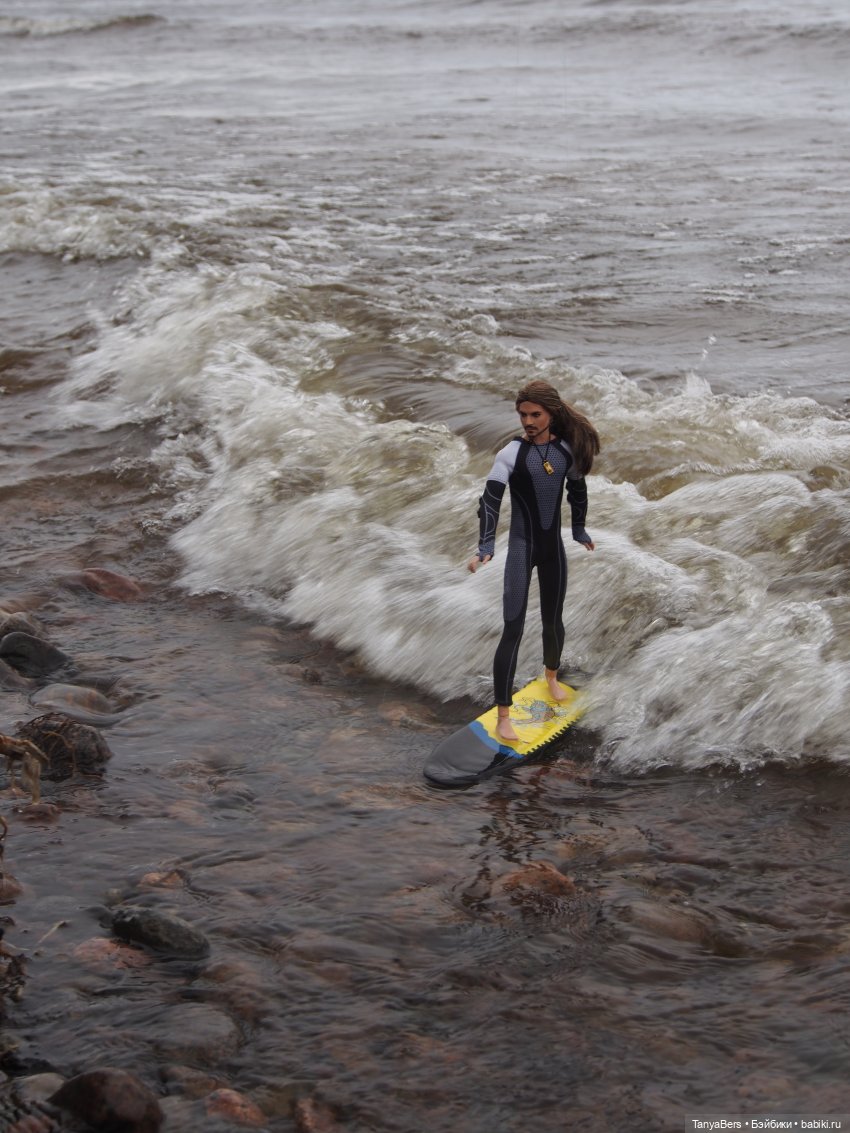 Ловец волн — Куклы Barbie (Барби): Looks