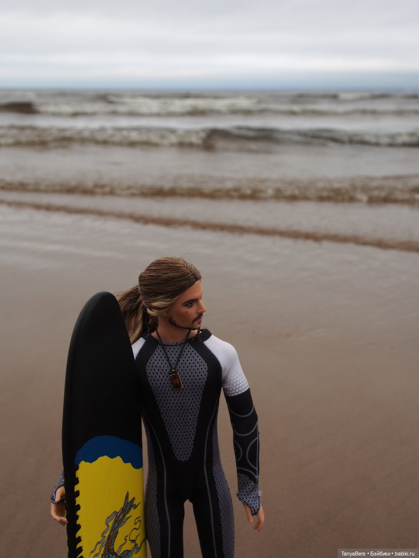 Ловец волн — Куклы Barbie (Барби): Looks