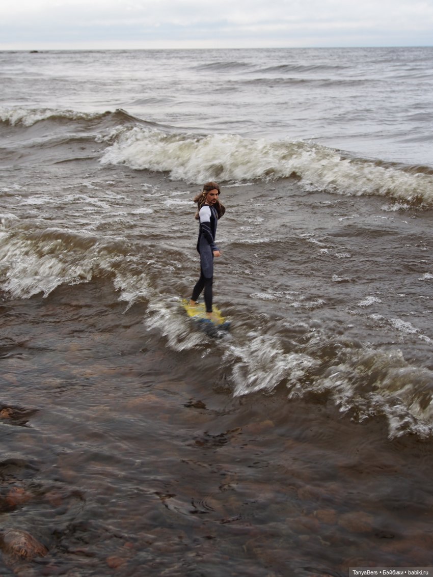 Ловец волн — Куклы Barbie (Барби): Looks