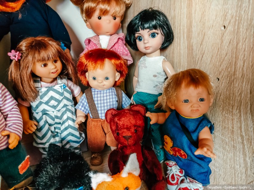 Мои "куклополочки"❤️ — Домашние коллекции кукол: фото собраний