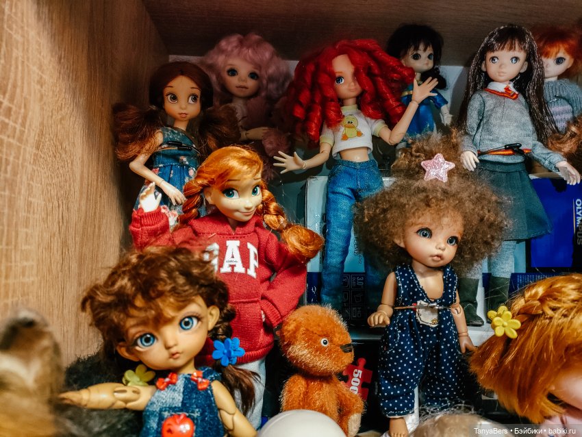 Мои "куклополочки"❤️ — Домашние коллекции кукол: фото собраний