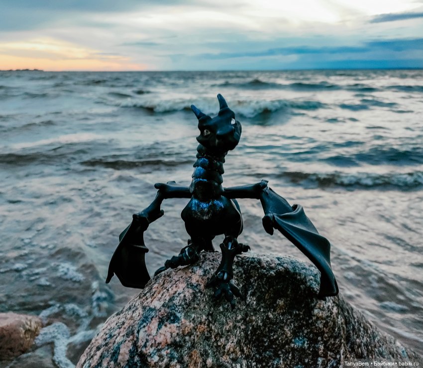 Там где живут драконы 🐉🌊✨